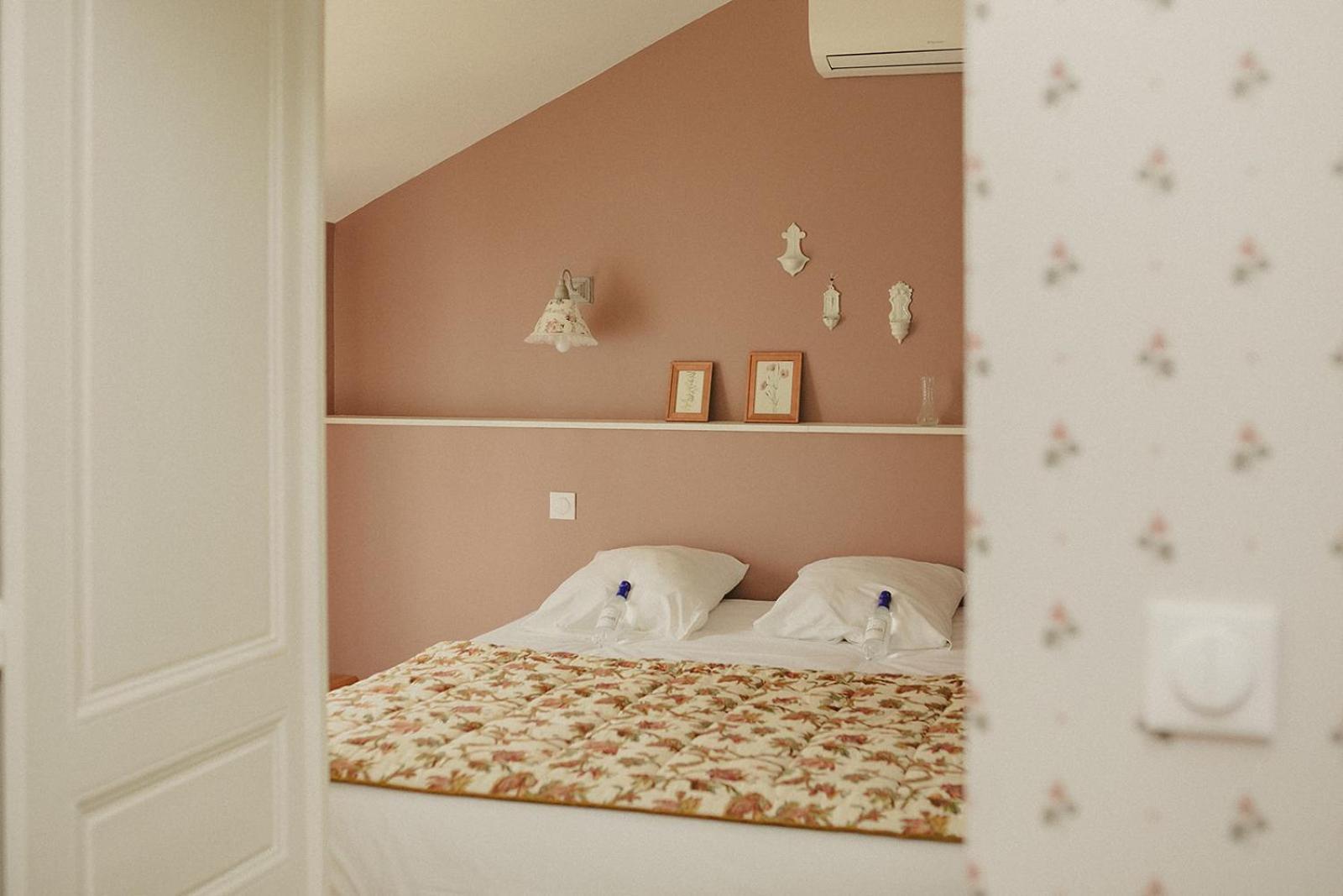 Bed and Breakfast Domaine De Bassibe Segos Экстерьер фото