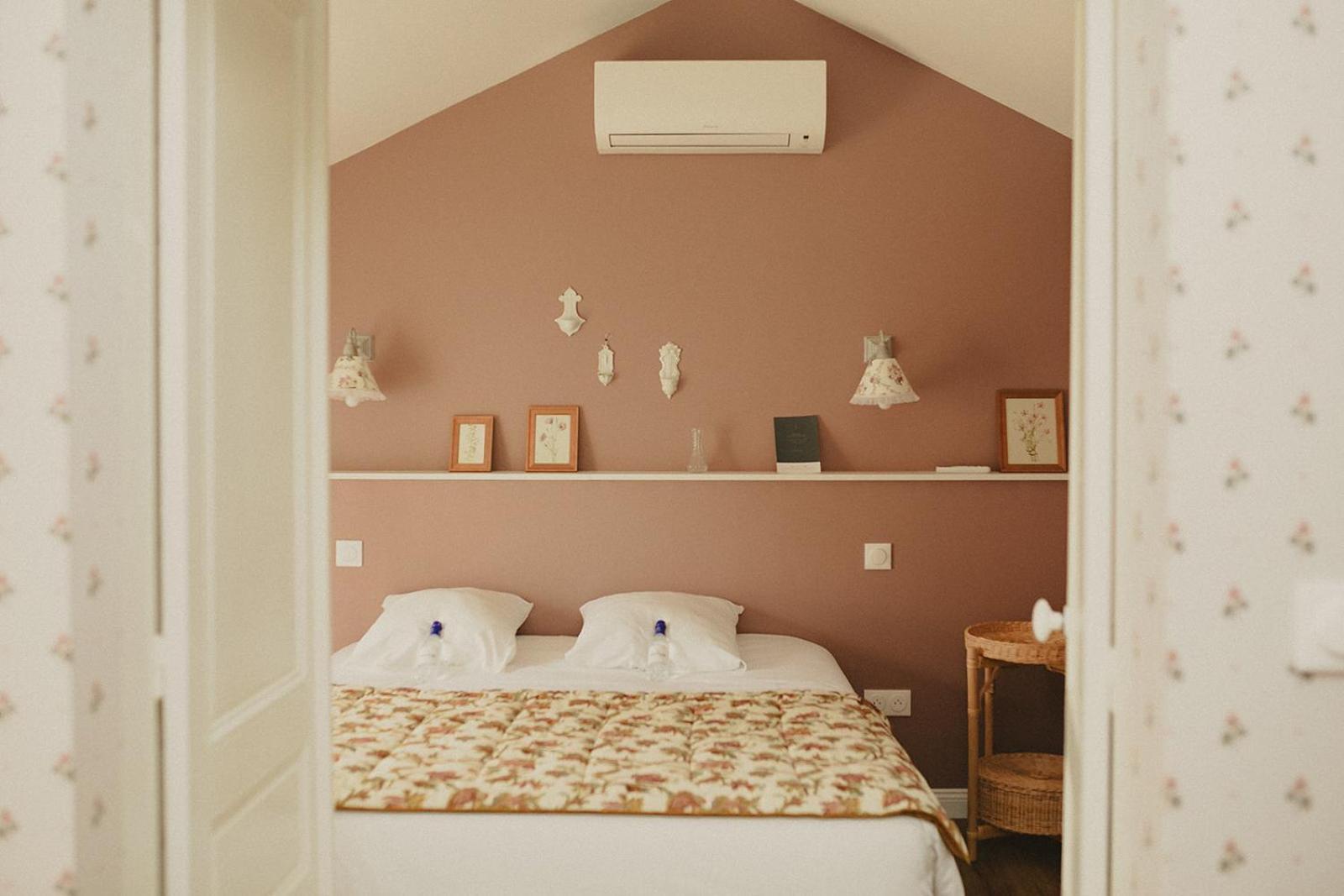 Bed and Breakfast Domaine De Bassibe Segos Экстерьер фото