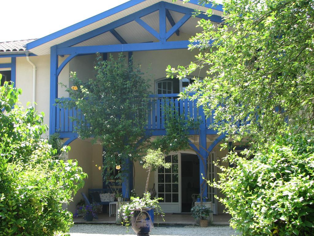 Bed and Breakfast Domaine De Bassibe Segos Экстерьер фото